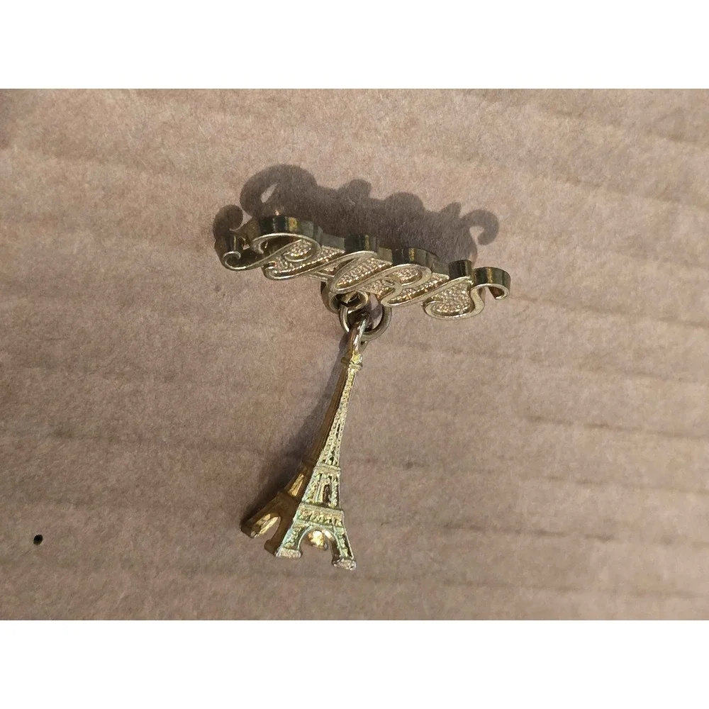 Vintage Gold Tone Paris Eiffel Tower Dangle Lapel Vest Hat Pin J31